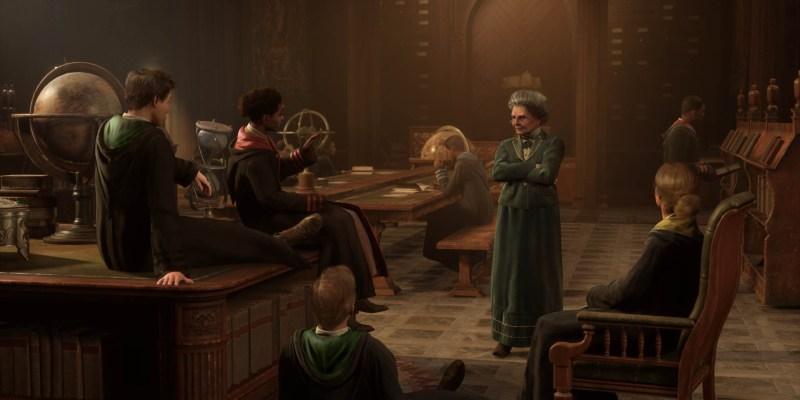 Hogwarts Legacy Player Count Is Dropping on Steam