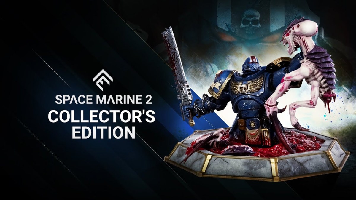 The statue with the Warhammer 40,000: Space Marine Collector's Edition, a space marine tearing an alien Tyranid in two. 