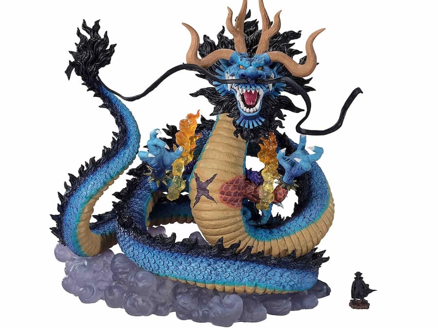 A statue of Kaido from One Piece in his beast form
