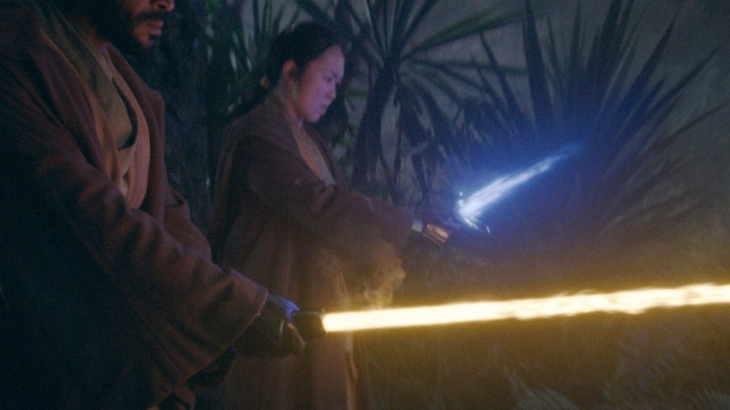 Two Jedi Knights' lightsabers shorting out after cortosis contact in The Acolyte