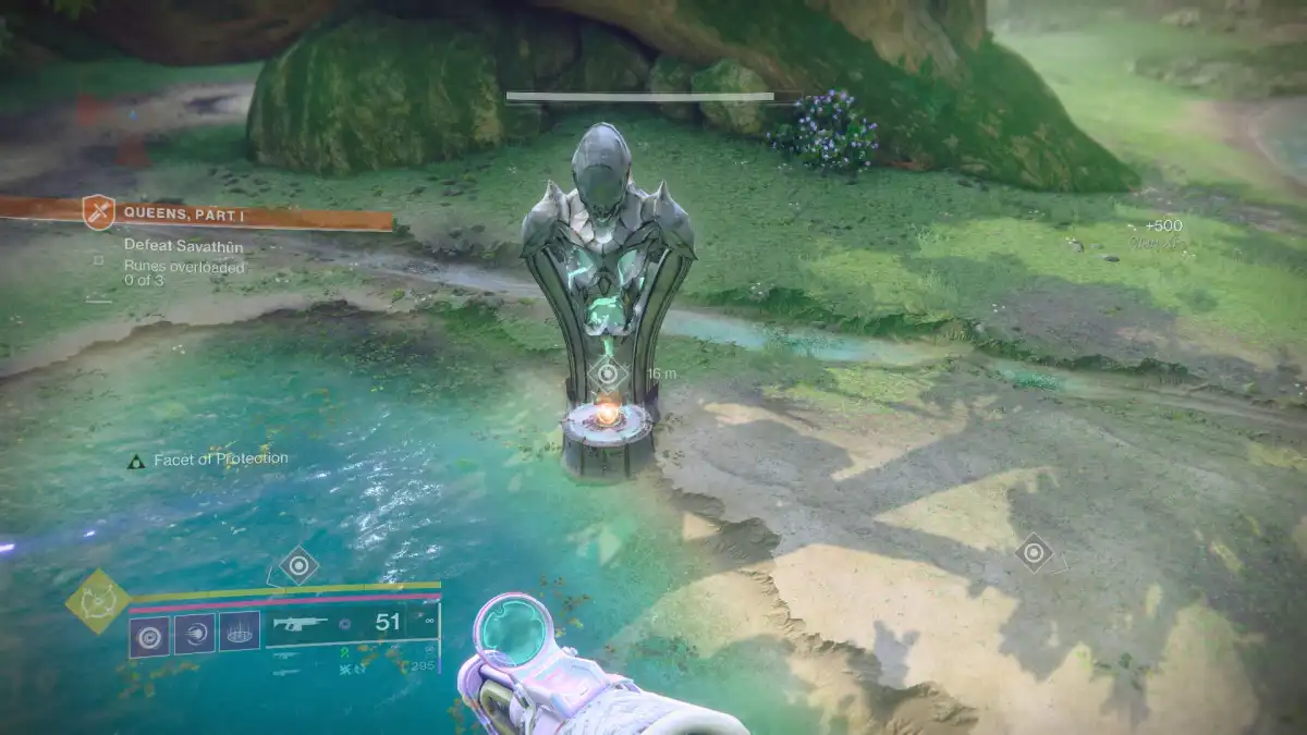 Image of the hive statue and its energy charge in Destiny 2