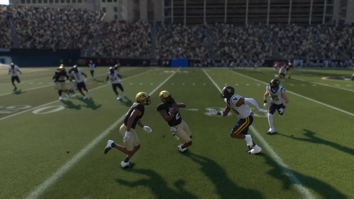 The QB sliding in College Football 25.