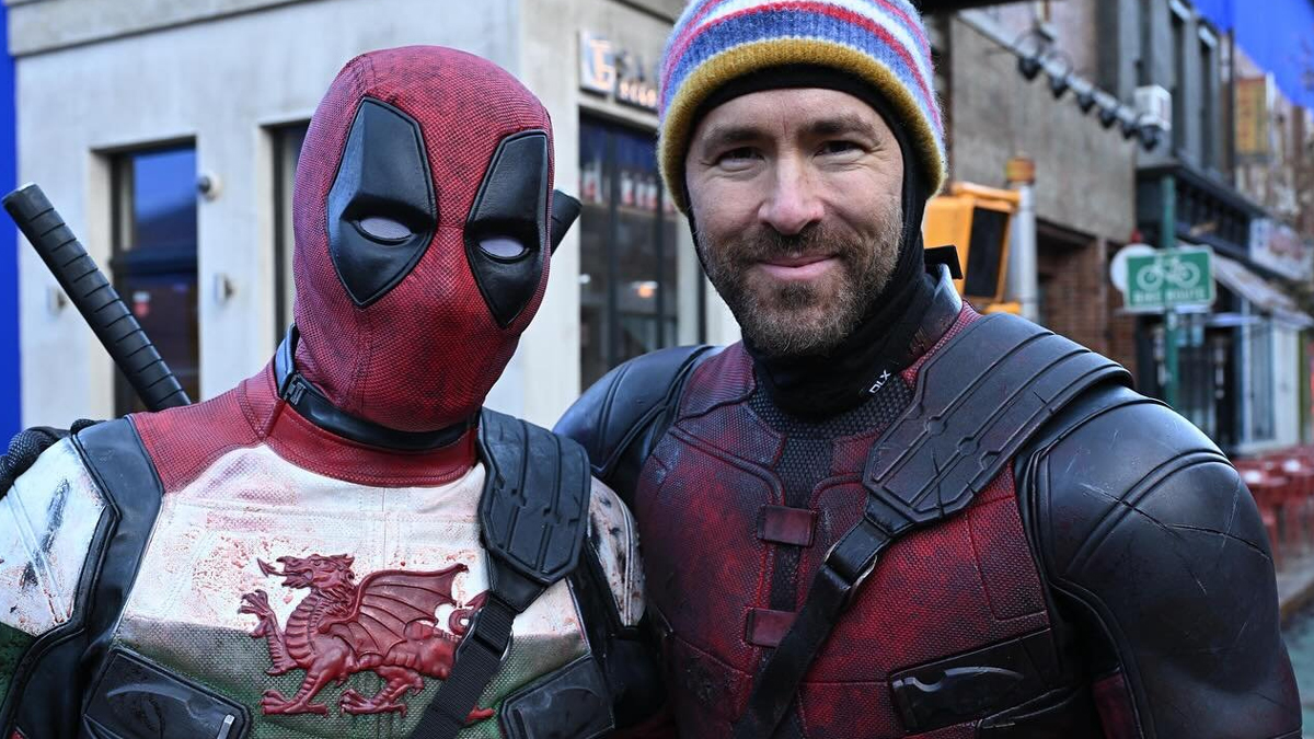 Masked Welshpool with Ryan Reynolds on set of Deadpool & Wolverine