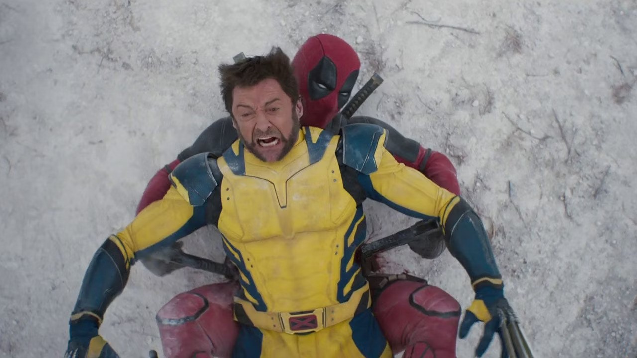 Deadpool stabs Wolverine in Deadpool & Wolverine