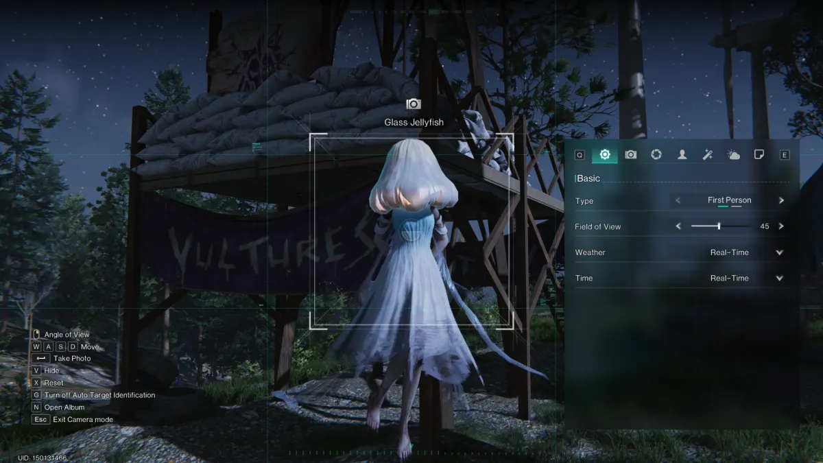 Image of the camera menu with the reticle focused on a girl with a jellyfish head in front of a windmill