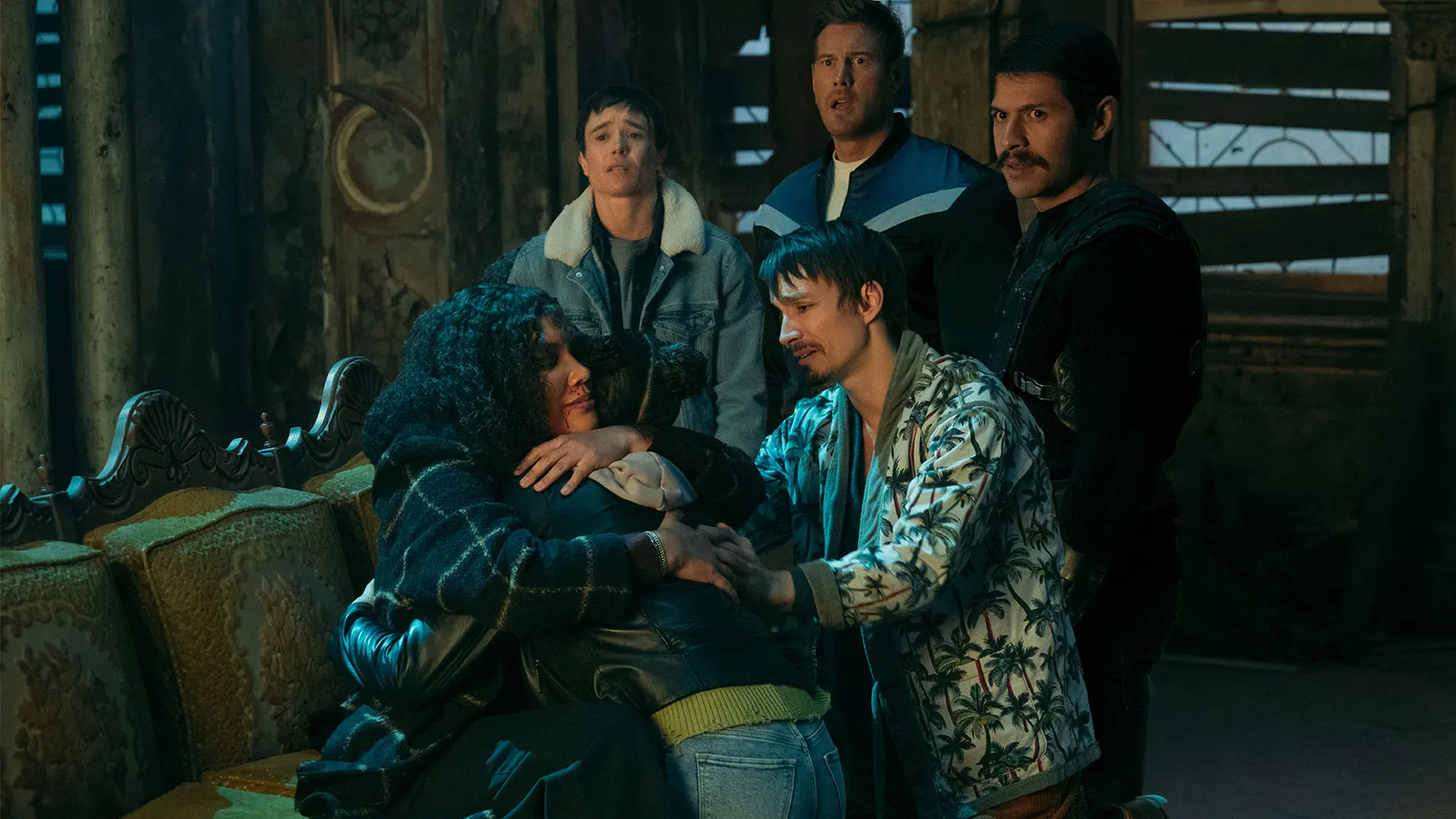 Allison, Claire, Viktor, Klaus, Luther, and Diego in The Umbrella Academy Season 4, Episode 6