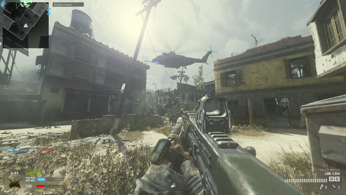 A player fighting in the H2M mod in MW2.