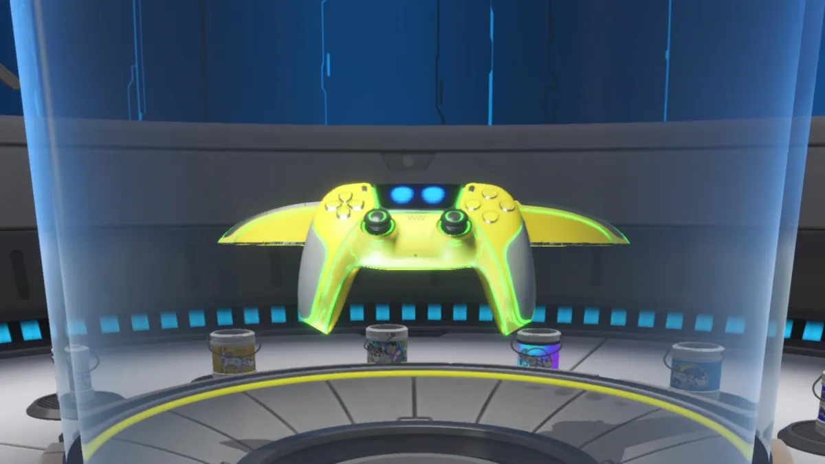 Astro Bot screenshot of the Cyber Canary Dual Speeder skin in the Dual Speeder Garage