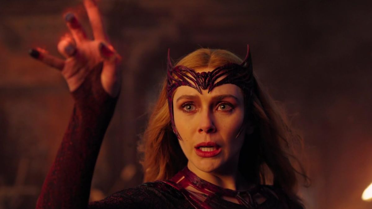 Image of Wanda Maximoff aka Scarlet Witch looking menacing and tormented in Doctor Strange in the Multiverse of Madness