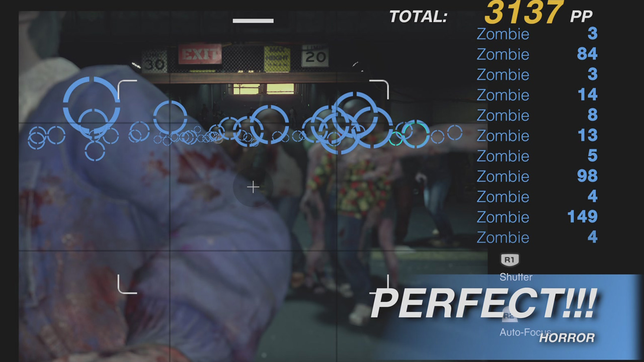 Dead Rising Deluxe Remaster, an image of Frank photographing zombies, with circles round each zombie's head.