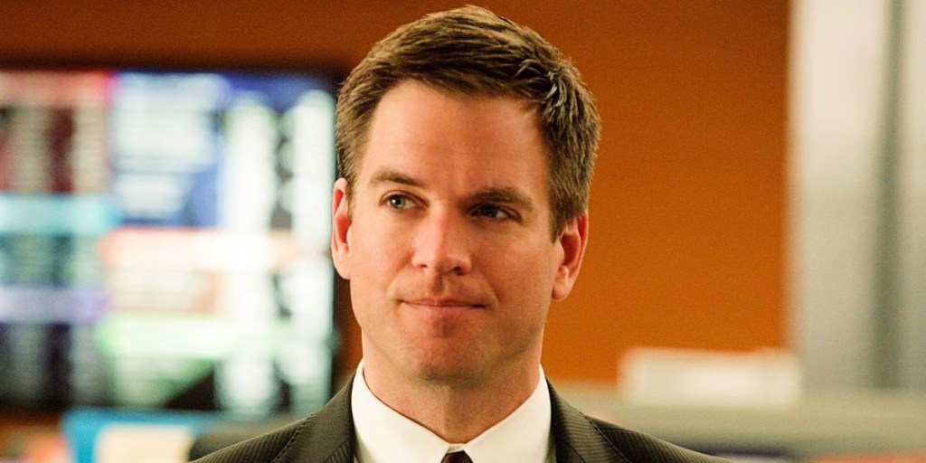 Tony DiNozzo grimaces in NCIS headquarters