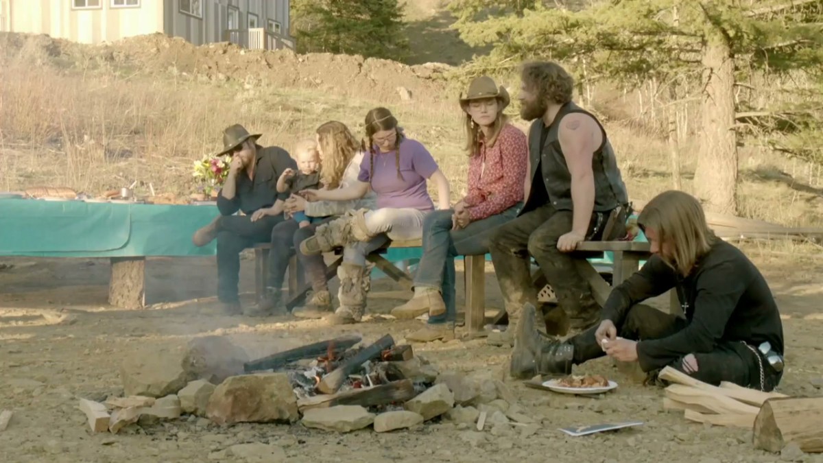 Billy Brown's family, paying tribute to him, on Alaskan Bush People