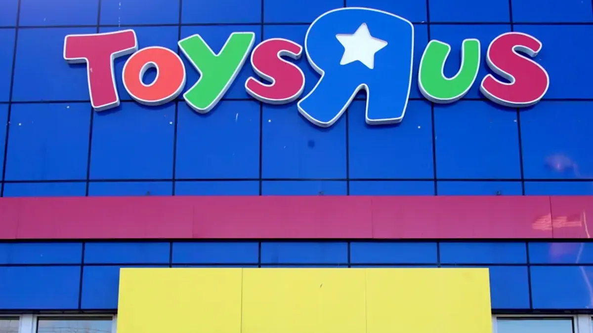 The Toys R Us store logo