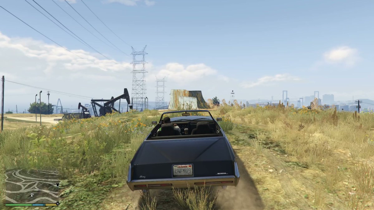 An image showing the player approaching a stunt jump in GTA 5, in a vehicle.