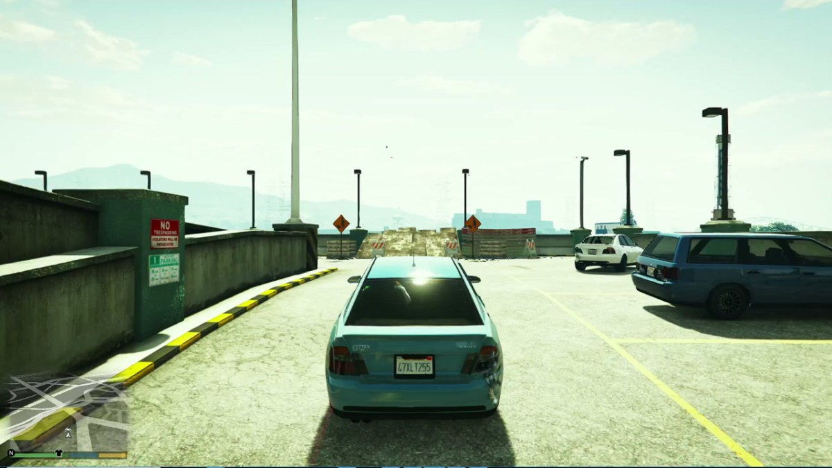 An image showing the player approaching a stunt jump in GTA 5, in a vehicle.