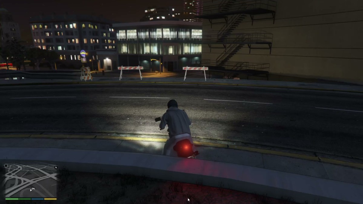 An image showing the player approaching a stunt jump in GTA 5, in a vehicle.