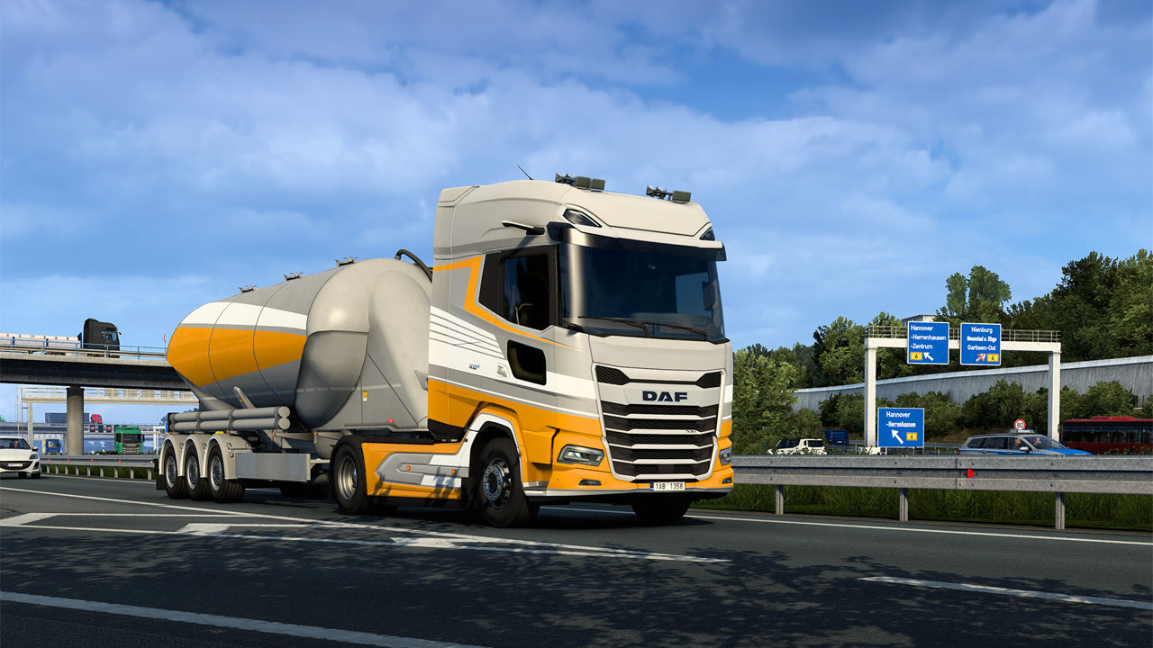 Euro Truck Simulator 2, a yellow and white truck on a motorway.